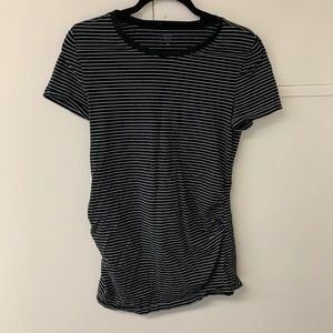 Gap striped maternity tee
